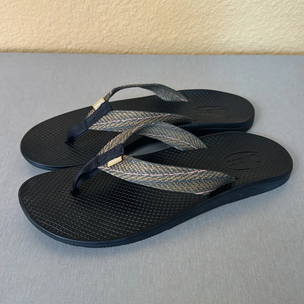 Chaco Women's Classic Flip Flop. W 12 - Picture 2 of 6